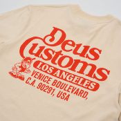 Deus Ex Machina - Raptor Tee - Dirty White