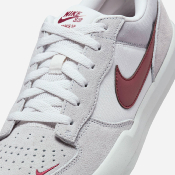 NIKE SB - FORCE 58 PREMIUM L - Platinum Tint Dark Team Red