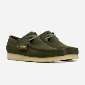 CLARKS - WALLABEE - Forest Green Suede