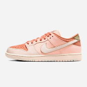 NIKE SB - DUNK LOW PRO PRM "TROCADERO GARDENS"  -  Amber Brown Guava Ice Crimson Tint Hemp