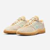 NIKE SB - VERTEBRAE - Coconut Milk Jade Ice Sesame Gold