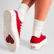 Converse - Chuck Taylor All Star Lift Platform "Valentine's Day" - Park Red / Vintage White / Egret