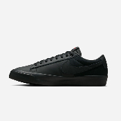 Nike SB - Blazer Low Pro GT ISO - Black Black Black Black