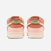 NIKE SB - DUNK LOW PRO PRM "TROCADERO GARDENS"  -  Amber Brown Guava Ice Crimson Tint Hemp