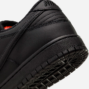 Nike Sb - Dunk Low Pro Iso - Black Black Black Black