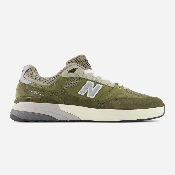 New Balance Numeric x Andrew Reynolds- 933 - Olivine / Dark Olivine